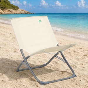 Vista ambientata Spiaggina mare in acciaio e telo in poliestere colore "beige" modello Beach Totò Piccinni