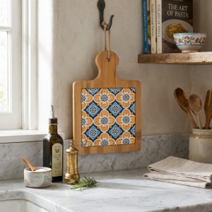 Vista ambientata Tagliere quadrato in bambù e ceramica colore Arancione modello Valladolid Villa D'Este