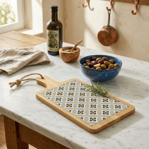 Vista ambientata Tagliere rettangolare in bambù e ceramica colore Celeste modello Valladolid Villa D'Este