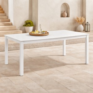 Vista ambientata Tavolo allungabile da esterno in alluminio colore Bianco modello Linosa Totò Piccinni
