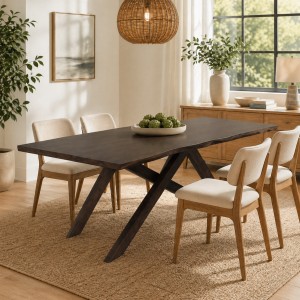 Vista ambientata Tavolo moderno in legno pregiato colore Noce Scuro modello Etna Totò Piccinni