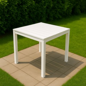 Vista ambientata Tavolo da esterno in Polipropilene colore Bianco modello Bali Totò Piccinni