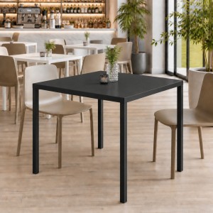 Vista ambientata Tavolo Autolivellante in metallo verniciato a polvere colore "nero" 80x80 cm Totò Piccinni 