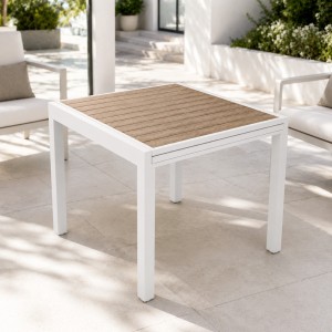 Vista ambientata Tavolo allungabile in alluminio 90/180x90 colore "bianco" modello Ustica Totò Piccinni
