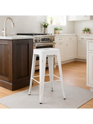 Vista ambientata Sgabello design industriale in metallo colore Bianco Antico modello Indutry Totò Piccinni