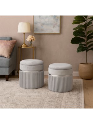 Vista ambientata set 2 Pouf in Velluto da salotto colore Grigio modello Sion Totò Piccinni