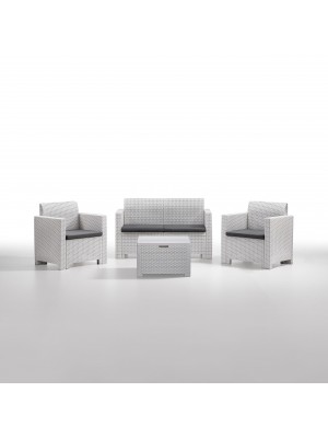 Set di divanetto poltroncine e tavolino per esterno realizzato in PP polipropilene effetto rattan resistente alle intemperie colore bianco Nebraska Made in Italy