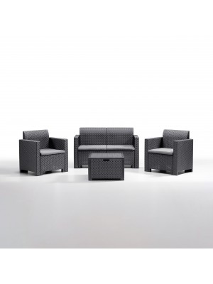 Set di divanetto poltroncine e tavolino per esterno realizzato in PP polipropilene effetto rattan resistente alle intemperie Nebraska made in italy