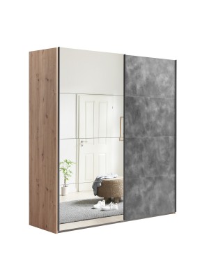 Vista diagonale Armadio in legno struttura Rovere Artisan con due ante scorrevoli, 1 Grigio Cemento e 1 a Specchio modello Sliding Totò Piccinni