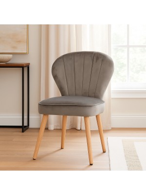 Vista ambientata Poltrona in Velluto imbottita colore Grigio con gambe in legno modello Jarron Totò Piccinni