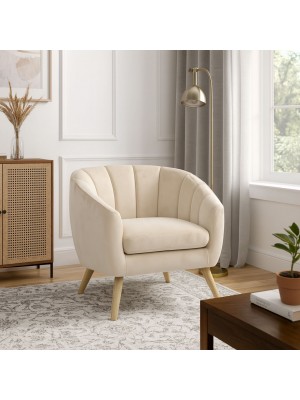 Vista ambientata Poltroncina in Velluto imbottita colore Beige modello Pilar Totò Piccinni