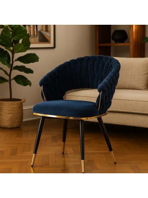 Vista ambientata Poltroncina relax in ciniglia vellutata imbottita colore Blu con gambe in metallo modello Royal B Totò Piccinni