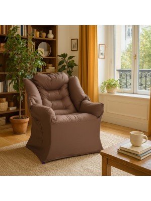 Vista ambientata Poltrona con braccioli imbottita colore Lux Terracotta con struttura in metallo modello Pennica Totò Piccinni