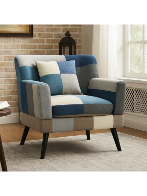 Vista ambientata Poltrona in tessuto colore Patchwork Moon con braccioli e piedi in legno modello Ketty Totò Piccinni