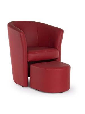 vista diagonale con pouf fuori Poltrona a pozzetto in ecopelle rossa
