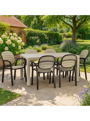 Vista ambientata Set da giardino con 6 poltroncine colore "Marrone/Cappuccino" in Polipropilene modello Nadia Totò Piccinni