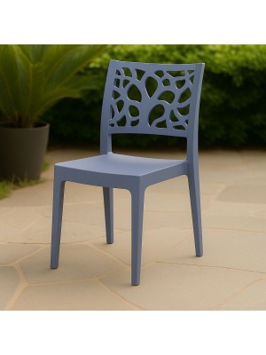 Vista ambientata Sedie In polipropilene colore Blu Avio design impilabili made in italy modello Teti Totò Piccinni