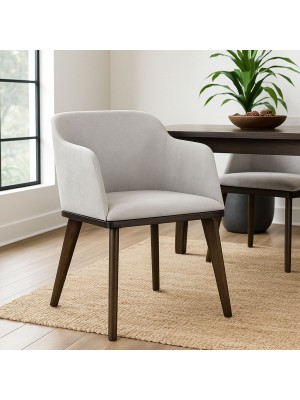 Vista ambientata Poltroncina in tessuto imbottita colore Grigio con gambe in legno modello Tevere Totò Piccinni