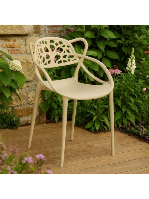 Vista ambientata Sedia Design in Polipropilene Sabbia - Totò Piccinni Infinity Timber vista obliqua