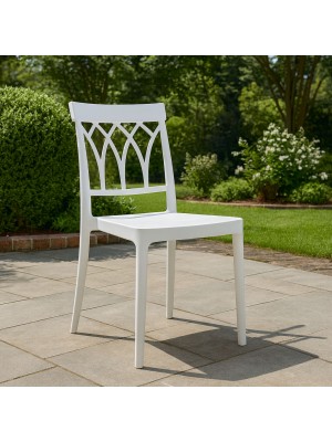 Vista ambientata Sedia in Polipropilene colore Bianco design impilabile modello Castle Totò Piccinni