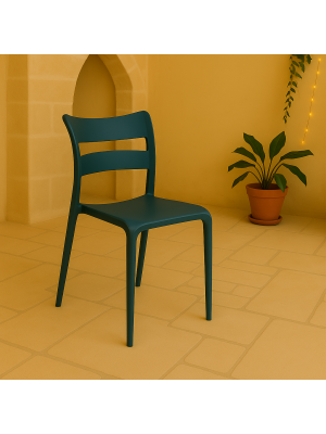 Vista ambientata interna Sedia in Polipropilene colore Petrolio  design moderno ed impilabile modello Onda Totò Piccinni
