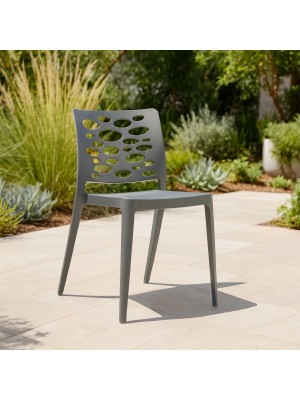 Vista ambientata Sedia in Polipropilene in fibra di vetro colore Antracite design impilabile per esterno modello Bloom Totò Piccinni