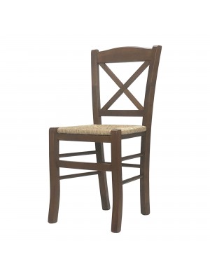 Vista diagonale di una sedia legno Clayton artigianale colore Noce seduta paglia Totò Piccinni