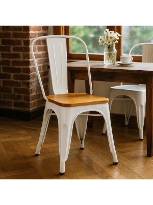 Vista ambientata Sedia da esterno in metallo colore Bianco con seduta in legno design industriale modello Industry Totò Piccinni