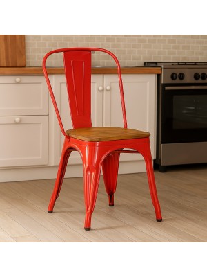 Vista ambientata Sedia da esterno in metallo colore Rosso con seduta in legno design industriale modello Industry Totò Piccinni