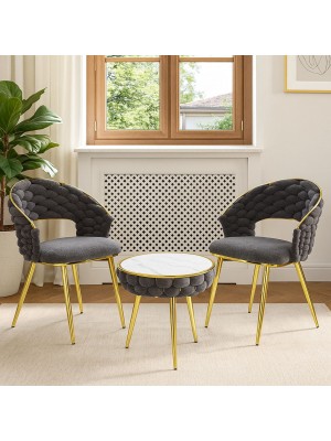 Vista ambientata Set tavolino 2 poltroncine vellutato imbottito colore Grigio finitura in oro modello Royal C Totò Piccinni