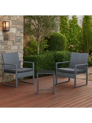 Vista ambientata Set da giardino colore Grigio in poly rattan 2 poltrone e tavolino modello Stell Bistrot Totò Piccinni 