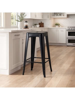 Vista ambientata Sgabello design industriale in metallo colore Nero modello Indutry Totò Piccinni