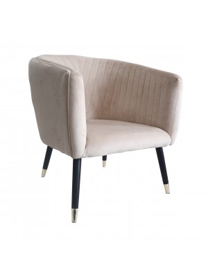 Poltroncina in Velluto colore Beige con gambe in legno modello Sheyla Totò Piccinni