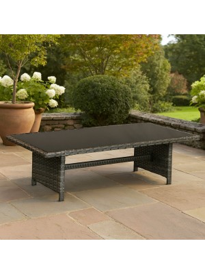 Vista ambientata Tavolino in Polyrattan colore Marrone Chiaro modello Alice Totò Piccinni