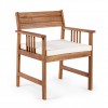 poltrona del set salottino da giardino in legno di acacia con cuscini ecru modello Noemi Totò Piccinni