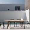 Vista ambientata Tavolo da pranzo allungabile 180/240in legno D'Acacia modello Varsavia Totò Piccinni