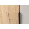 Dettaglio Armadio multiuso in legno colore "Rovere Artisan/Grigio Laccato" con 3 ante e 4 cassetti modello Aura Totò Piccinni