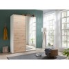 Vista ambientata Armadio guardaroba design in legno struttura Bianca con due ante scorrevoli, 1 Rovere Artisan e 1 a Specchio modello Sliding Totò Piccinni