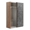 Vista diagonale con anta aperta Armadio in legno struttura Rovere Artisan con 2 ante scorrevoli Cemento modello Sliding Totò Piccinni