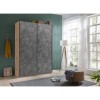 Vista ambientata Armadio design in legno struttura Rovere Artisan con 2 ante scorrevoli Cemento modello Sliding Totò Piccinni