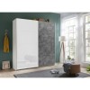 Vista ambientata Armadio guardaroba design in legno struttura Bianco con due ante scorrevoli, 1 Grigio Cemento e 1 Bianco Lucido modello Sliding Totò Piccinni