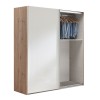 Vista diagonale con anta aperta Armadio moderno in legno struttura Rovere Artisan con due ante scorrevoli, Bianco Lucido modello Sliding Totò Piccinni