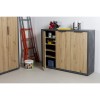 Vista ambientata Mobiletto multiuso in legno colore "Grigio Cemento/Rovere Miele" 2 ante e 1 cassetto modello Dubai Totò Piccinni