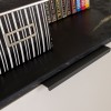 Dettaglio maniglia Base Multiuso in legno colore" Cashmere/Effetto Marmo Nero" con 3 ante modello Teca Totò Piccinni