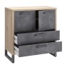 Vista diagonale Credenza soggiorno in legno colore "Rovere/Grigio Cemento" con 2 cassetti e 2 ante modello Sylva Totò Piccinni
