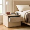 Vista ambientata Comodino 2 cassetti Grigio Gessato/Cashmere topmatt modello Splendida Totò Piccinni
