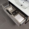set mobile da bagno sospeso con cassetto e due ente dettaglio cassetto aperto