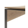 Dettaglio Scrivania moderna in legno colore Rovere Miele con gambe in metallo nere modello Toronto Totò Piccinni