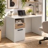 Vista ambientata Scrivania da ufficio in legno colore "Cannettato/Cashmere" con 1 vano e 1 anta modello Zefiro Totò Piccinni