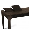 Dettaglio piano Tavolo Allungabile in Legno massello Noce scuro modello Bernard Totò Piccinni